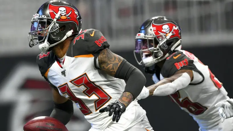 Buccaneers cortó el vuelo de Falcons y firmó victoria contundente