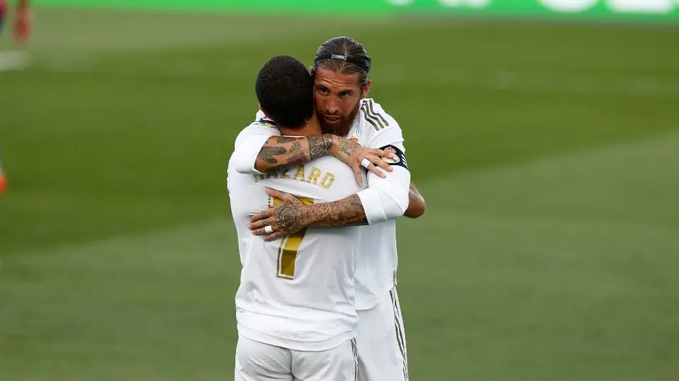 Real Madrid: Hazard y Ramos salieron de cambio por molestias musculares