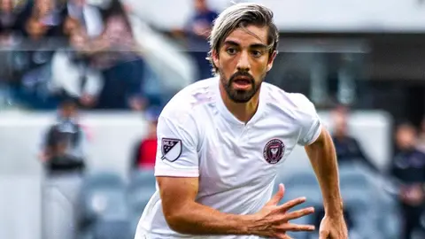 Pizarro respondió a Higuera: 'Eres el más odiado y el que menos sabe de futbol'