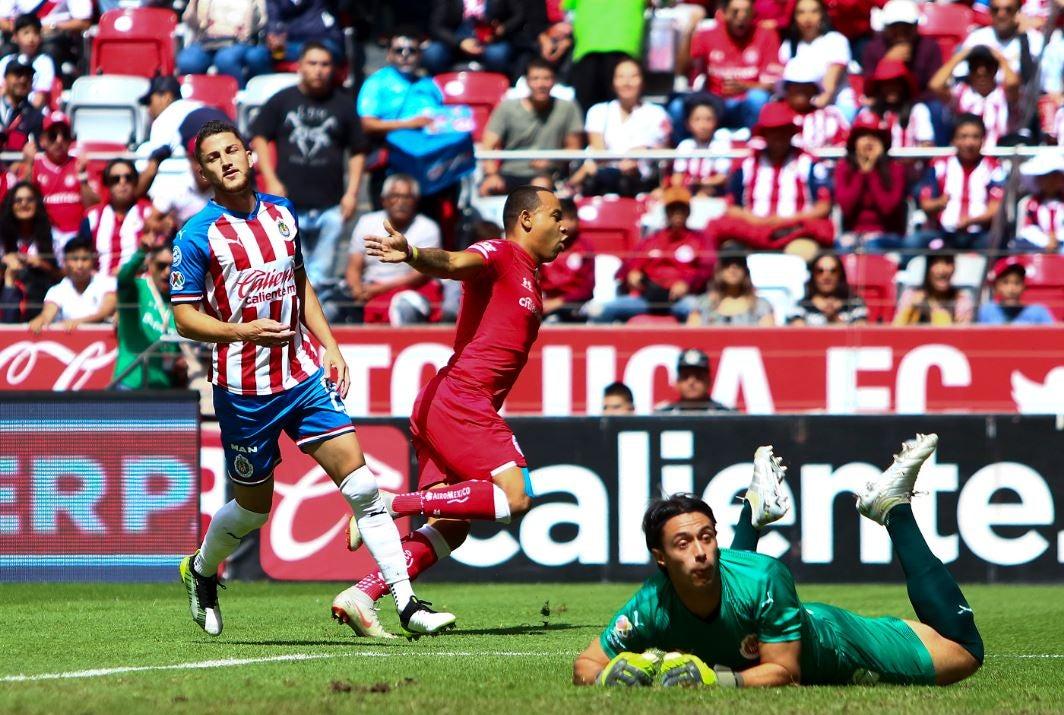 Revive las mejores postales que arrojó la victoria de Chivas sobre Toluca