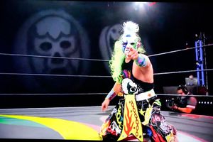 Psycho Clown: 'Médicos, quienes ahorita traen la capa de superhéroes'
