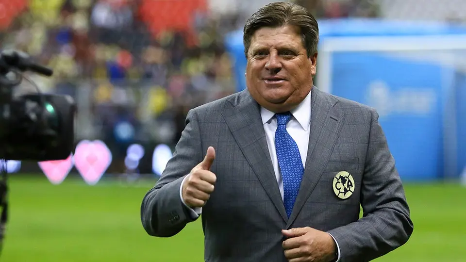 América: Piojo Herrera igualará a Reinoso como el tercer técnico con más partidos dirigidos