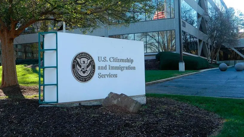 Agencia de inmigración de EU, cerca de quedarse sin fondos por Covid-19