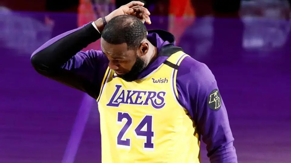LeBron James rompió en llanto durante homenaje de Lakers a Kobe Bryant