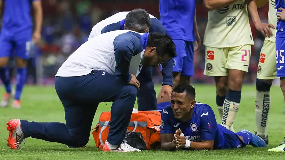 Yoshimar Yotún, baja de la Selección de Perú tras lesión en Clásico Joven