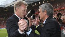 Mourinho y Moyes, repartidores de comida durante pandemia de coronavirus