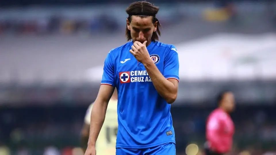 Cruz Azul informó gravedad de lesión de Igor Lichnovsky