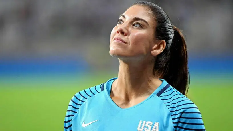 Exportera de Estados Unidos, Hope Solo, dio a luz a gemelos