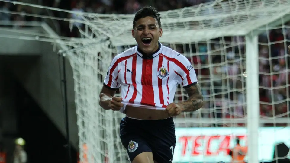 Chivas: Alexis Vega comenzó a 'calentar' el Clásico Tapatío