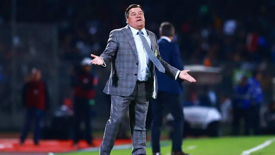 América: Miguel Herrera, dispuesto a apoyar con reducción de su sueldo