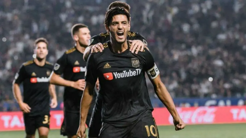 ¿Cuándo fue la última vez que Vela jugó en México con un equipo?