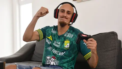 Nico Sosa y León destruyeron a Pumas en la eLigaMX