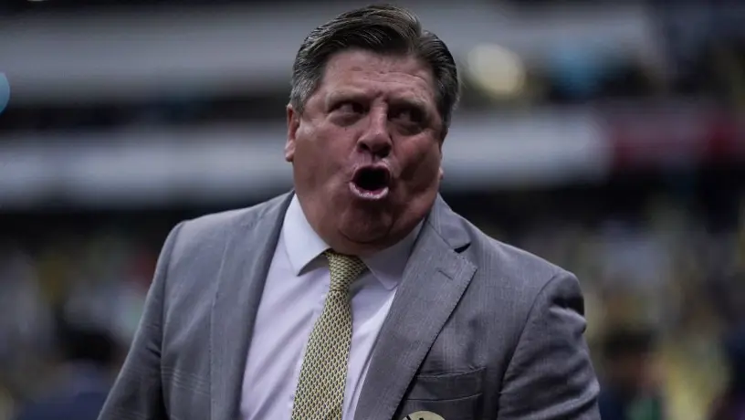 Miguel Herrera y Carlos Albert discutieron en redes sociales por 'carnita asada' del Piojo