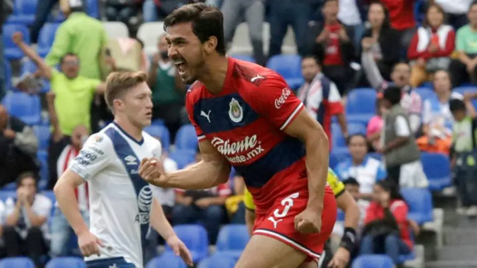 Rayados, interesado en adquirir a Oswaldo Alanís