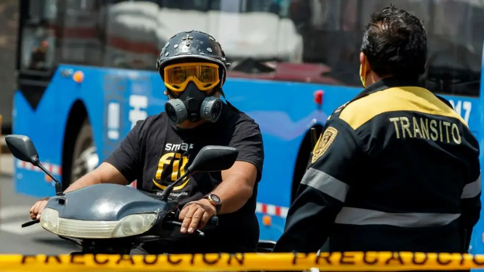 México llegó a 12 mil 872 infectados y mil 221 muertos por coronavirus