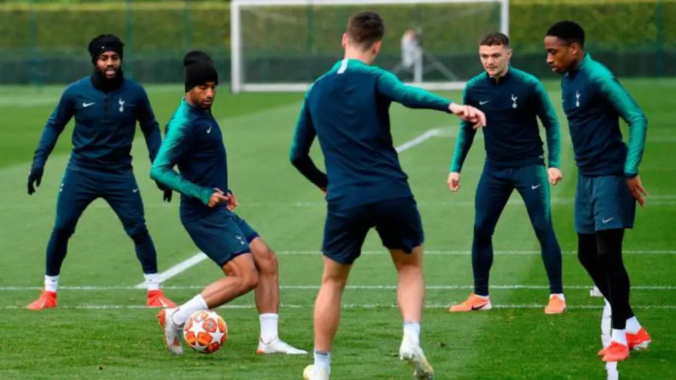Tottenham regresará este martes a los entrenamientos