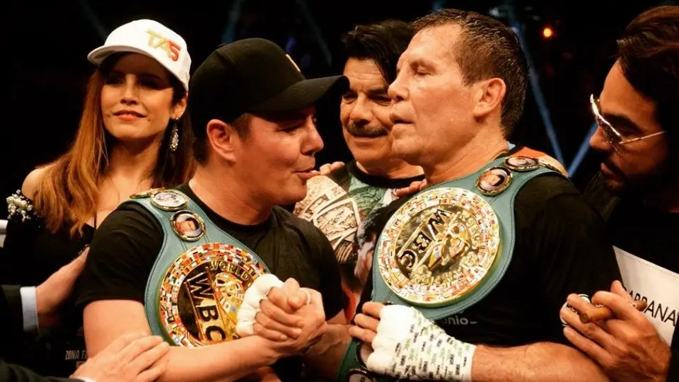 Travieso Arce retó a JC Chávez a pelear en el Estadio Azteca