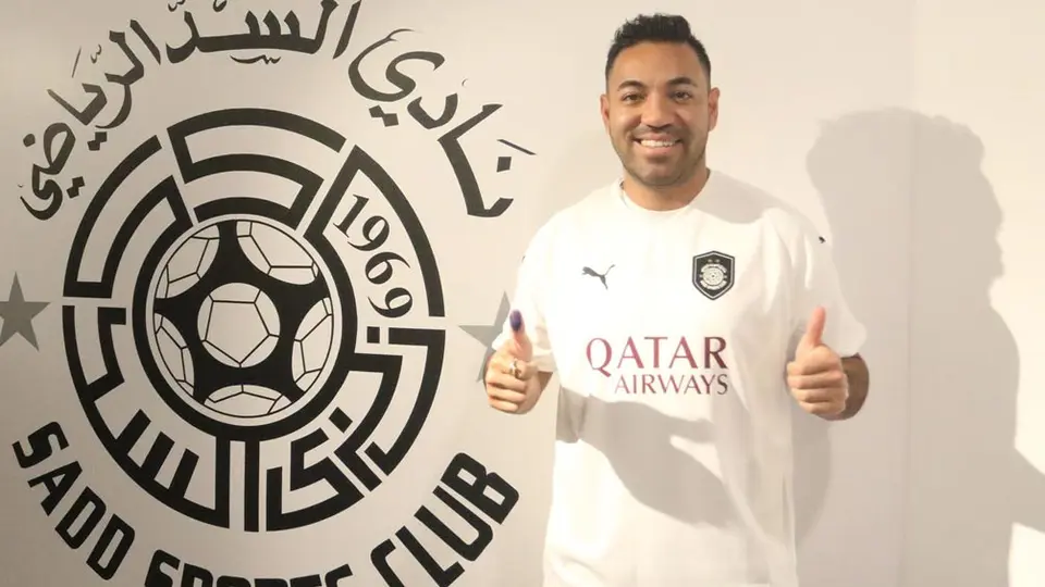 VIDEO: Marco Fabián lució dotes musicales en novatada con Al-Sadd