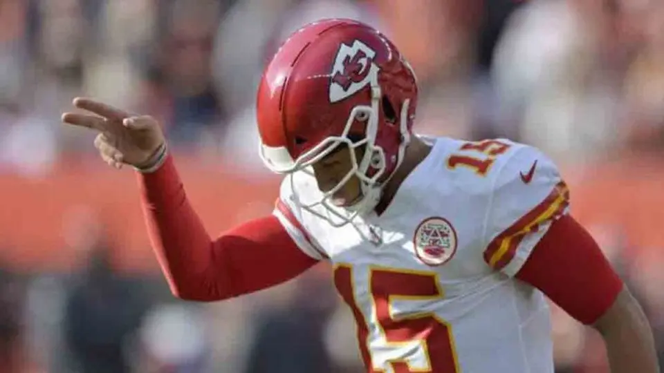 Mahomes pidió un alto a los asesinatos por odio racial tras el caso de George Floyd