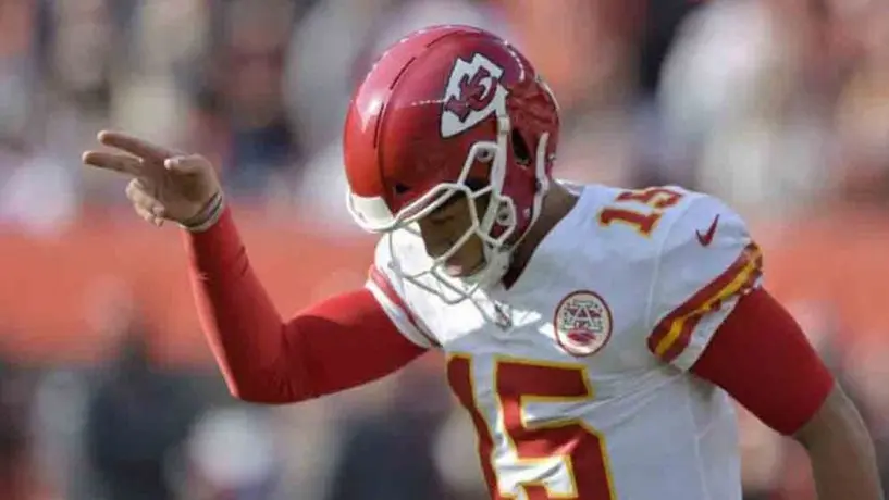 Mahomes pidió un alto a los asesinatos por odio racial tras el caso de George Floyd