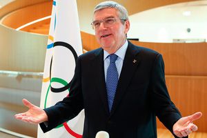 Presidente del COI no descartó celebrar Juegos Olímpicos en primavera