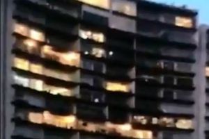 Vecinos de Santa Fe cantaron 'cielito lindo' en sus balcones y fueron criticados en redes