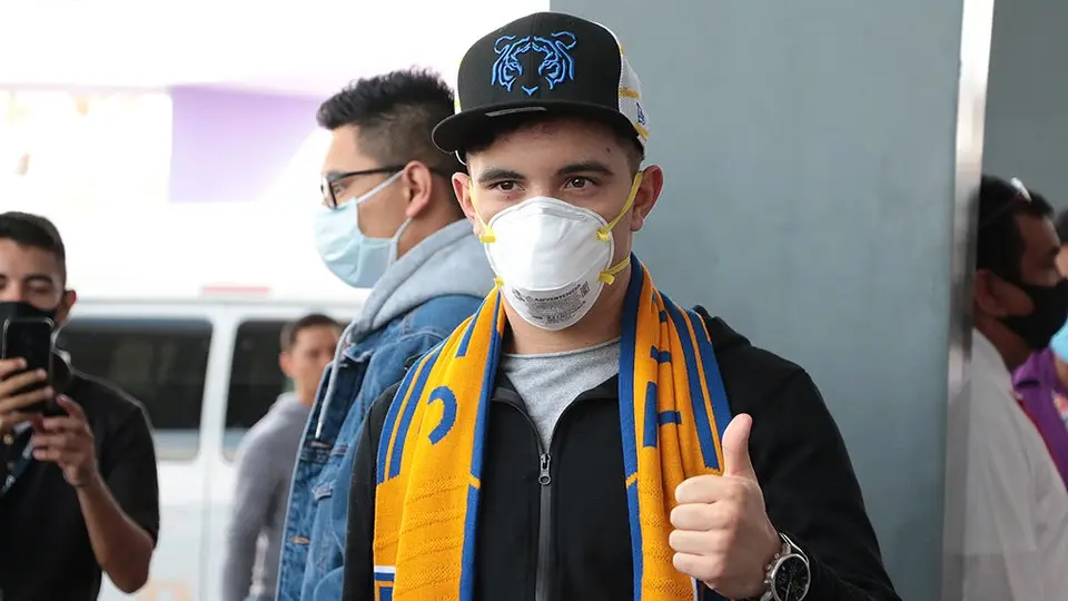 Tigres: Leo Fernández arribó a Monterrey para realizar exámenes médicos