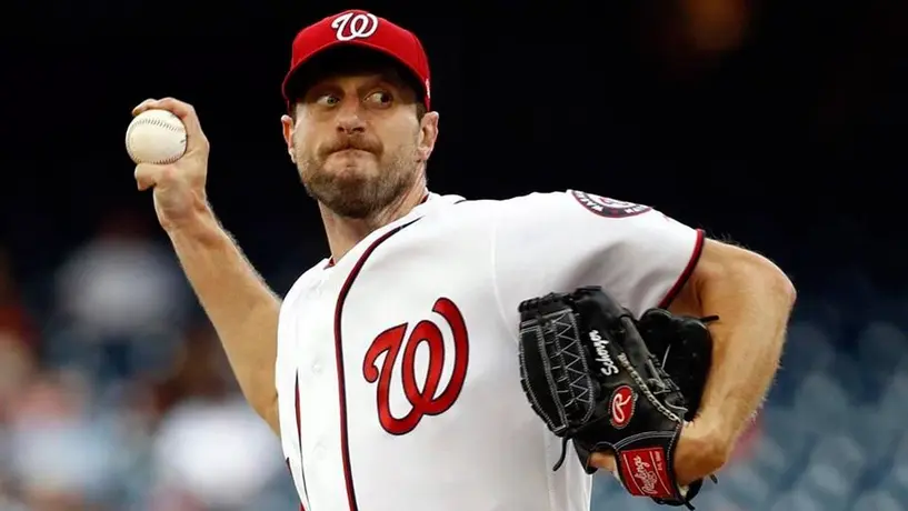 Jugadores de MLB critican postura del comisionado para efectuar campaña 2020