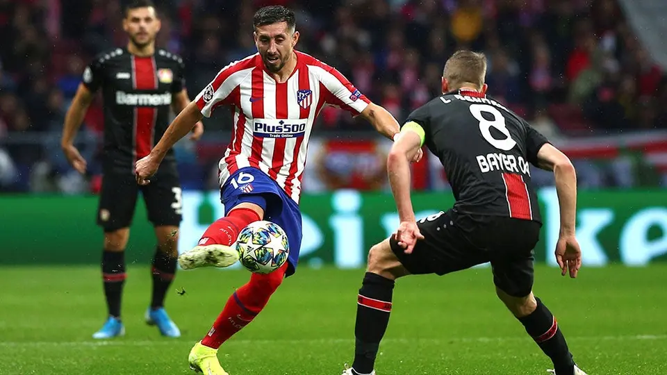 Héctor Herrera llegó a 50 partidos en Champions League
