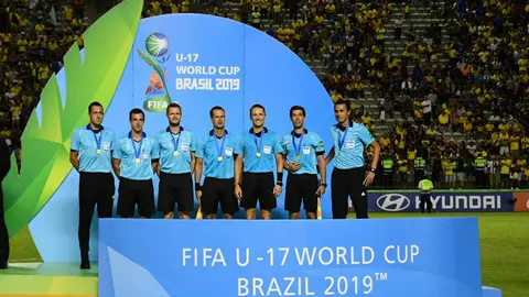 Árbitro de VAR era holandés en el México vs Brasil