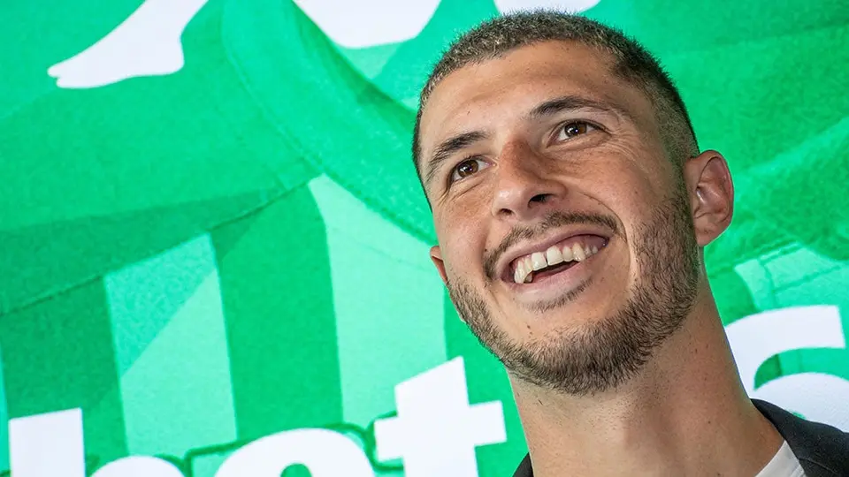 Guido Rodríguez reiteró su amor por América en presentación con Betis