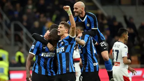 Inter de Milán golea al Genoa sin Lautaro Martínez