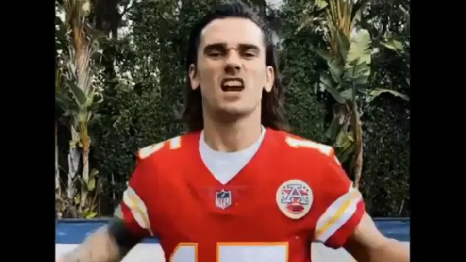 Chiefs presumió el apoyo de Antoine Griezmann para el Super Bowl LIV