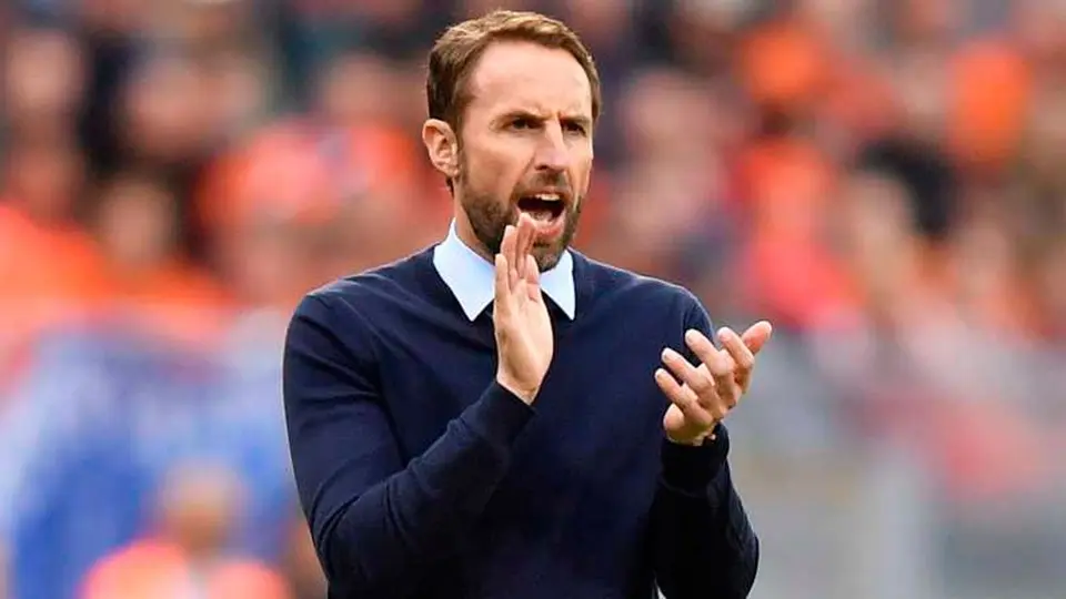 Gareth Southgate acordó bajar 30 por ciento de su salario por la crisis