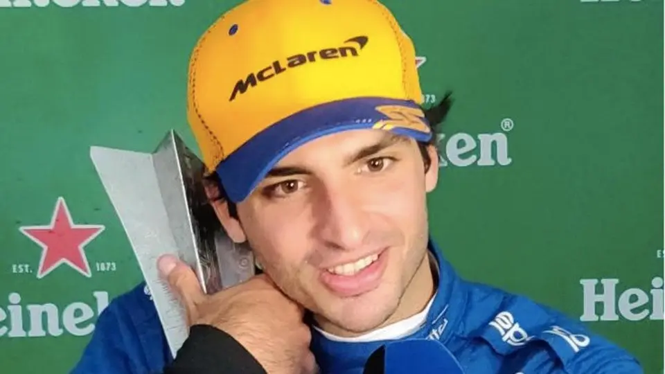 Carlos Sainz sustituiría a Vettel en Ferrari en 2021