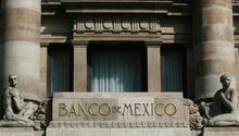 Banxico prevé desplome del 8.8 por ciento de la economía mexicana en 2020