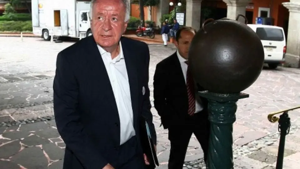Aarón Padilla, reportado grave por Covid-19
