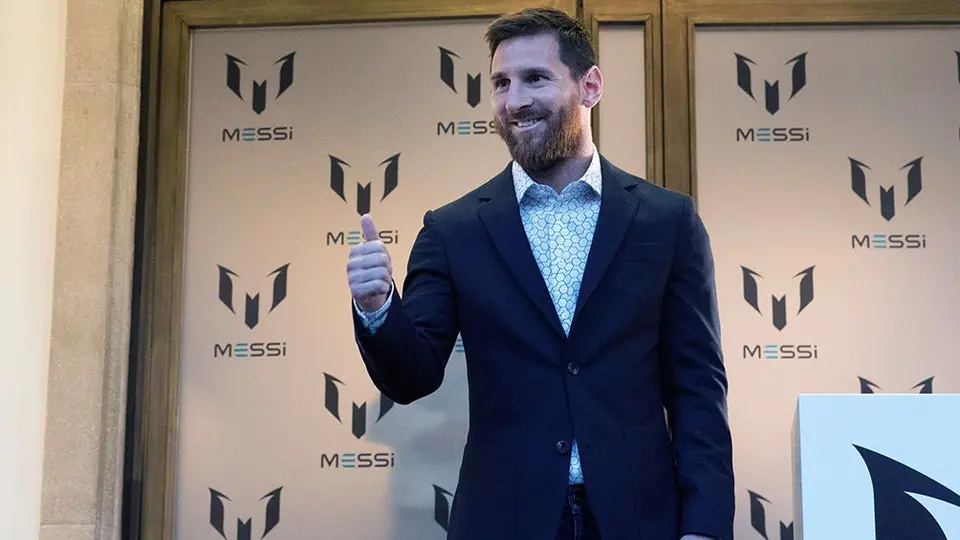 Messi lanzó línea de ropa inspirada en su vida