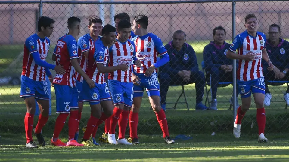 Chivas: Canteranos con potencial de debutar en Liga MX