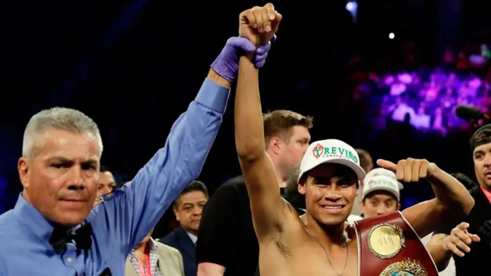 Vaquero Navarrete buscará unificar su título supergallo en 2020