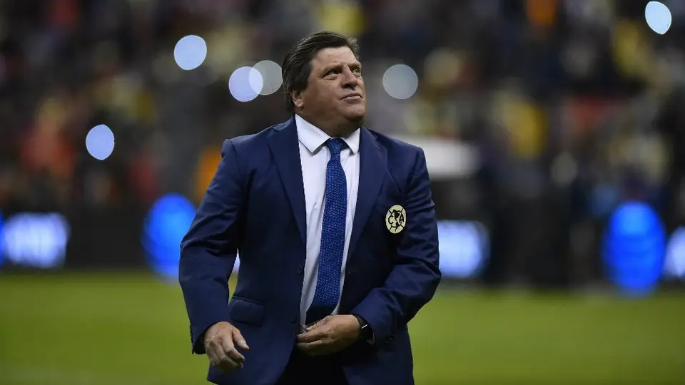 Miguel Herrera: 'Abucheos fueron para la defensa, no para Memo Ochoa'