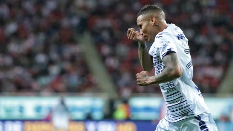 Necaxa oficializó al Puma Chávez