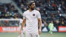 Rodolfo Pizarro felicitó a Alan Pulido por su cumpleaños