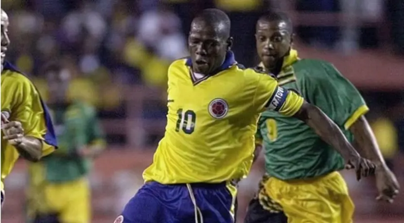 Faustino Asprilla repartirá preservativos en un drone durante la cuarentena