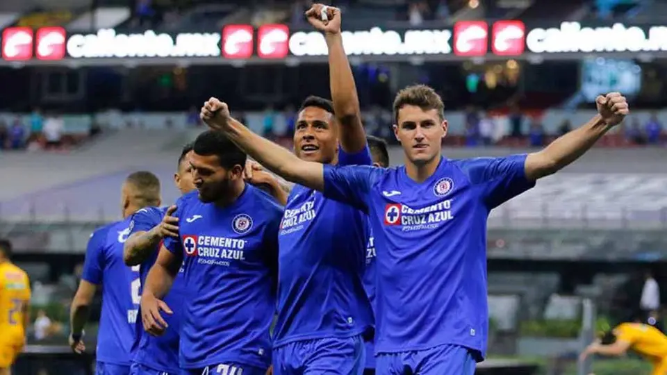 Cruz Azul vs Pumas, el 'Clásico' que prometía brillar