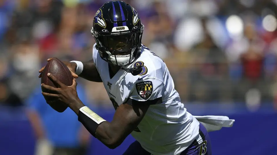 Ravens venció a Cardinals con un gran partido de Lamar Jackson
