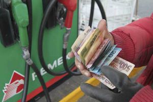 Hacienda actualizó el IEPS; subirá la gasolina, cigarros y refrescos