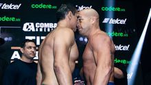 El Patrón y Ortiz se dieron de empujones previo a su función en Combate Américas