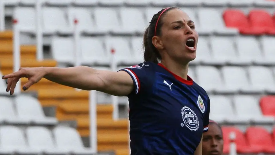 Janelly Farías, jugadora de Chivas, reconoció dificultades tras declararse gay