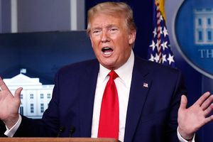 Trump suspenderá temporalmente la inmigración a EU por el coronavirus